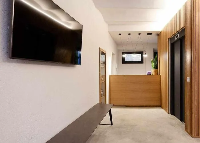 Апартаменти Velo Vern 3- Luxury Penthouse W Views Of *